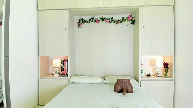 KendallRosse1 online show from February 3, 12:21 pm