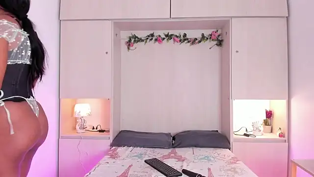 KendallRosse1 online show from September 27, 1:50 pm