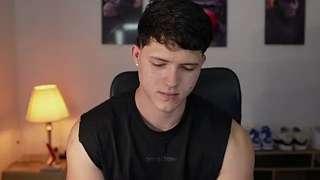 Hazzan Velez online show from October 10, 12:00 am