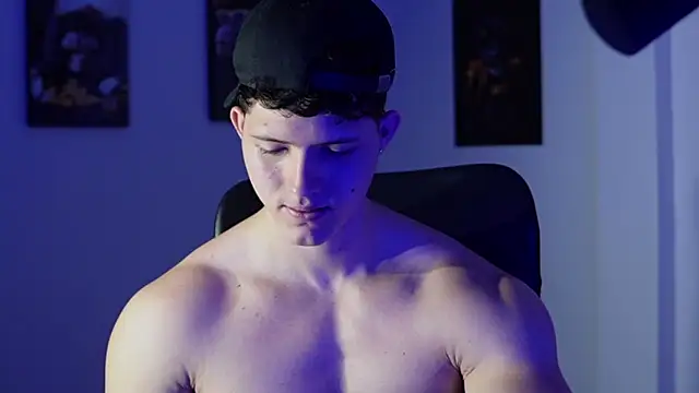 Hazzan Velez online show from December 1, 6:09 pm