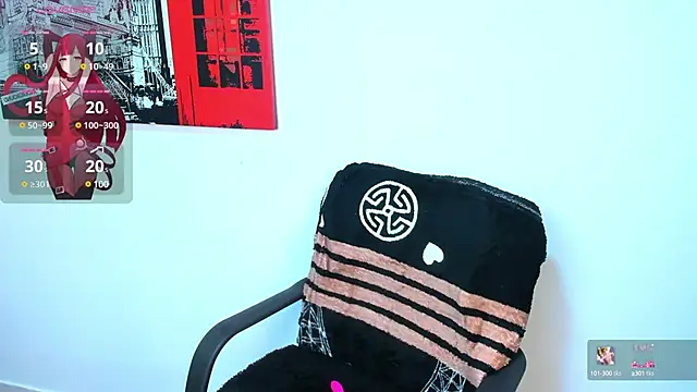 Snapshot of LAYLATAYLOR_ chatting on January 15, 4:04 am LAYLATAYLOR online show from January 15, 4:04 am