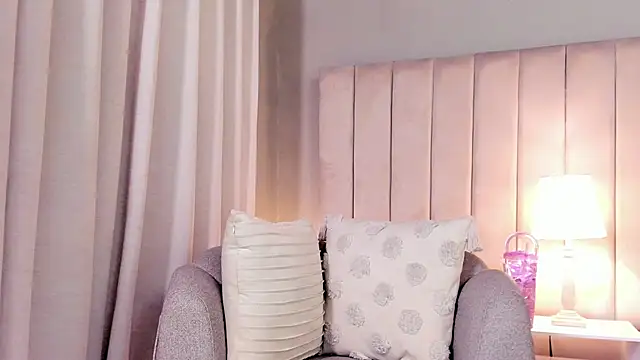 Paulina Monroy online show from November 18, 12:26 am