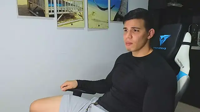 Ethanstill1 online show from January 31, 3:20 am