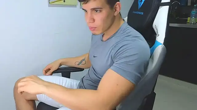 Ethanstill1 online show from February 4, 3:00 am