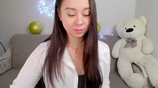 AlinaWett online show from September 23, 9:33 pm