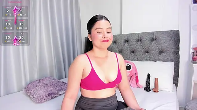 Snapshot of abbyfoxx_ chatting on October 16, 9:45 pm abbyfoxx online show from October 16, 9:45 pm