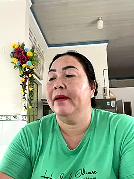 Snapshot of NDith chatting on September 23, 1:56 am NDith online show from September 23, 1:56 am