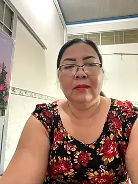 NDith online show from November 15, 11:53 pm