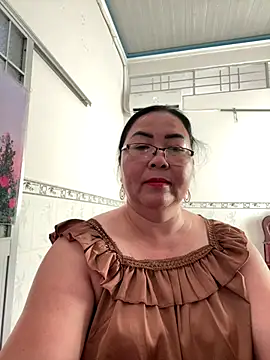 Snapshot of NDith chatting on September 22, 1:33 am NDith online show from September 22, 1:33 am
