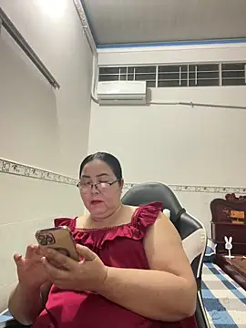 NDith online show from December 18, 1:59 pm