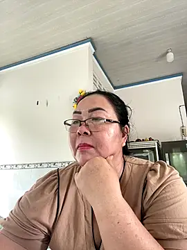 NDith online show from October 26, 2:23 am