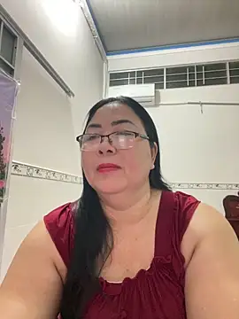 Snapshot of NDith chatting on September 20, 3:28 pm NDith online show from September 20, 3:28 pm