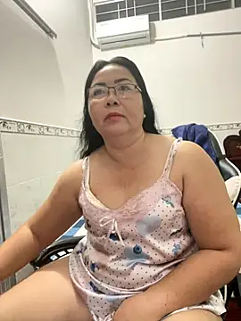 NDith online show from November 8, 7:50 pm