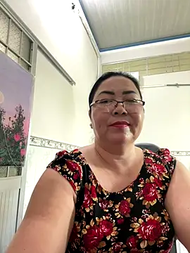 NDith online show from November 22, 4:33 am