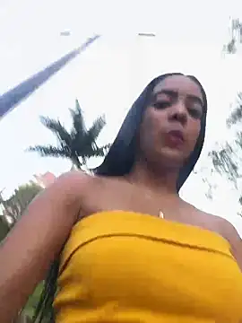 NAUGHTY LITTLE 18 online show from March 31, 10:12 pm