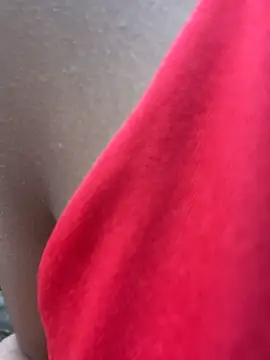 NAUGHTY LITTLE 18 online show from March 30, 9:49 pm