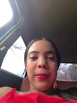 Snapshot of NAUGHTY_LITTLE_18 chatting on June 4, 10:14 pm NAUGHTY LITTLE 18 online show from June 4, 10:14 pm
