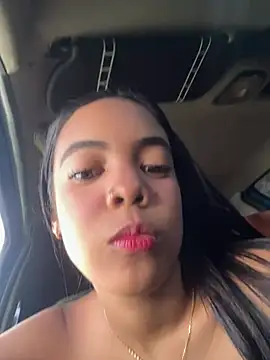 NAUGHTY LITTLE 18 online show from January 8, 9:21 pm