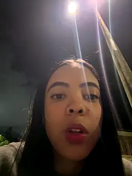 Snapshot of NAUGHTY_LITTLE_18 chatting on November 21, 3:16 am NAUGHTY LITTLE 18 online show from November 21, 3:16 am