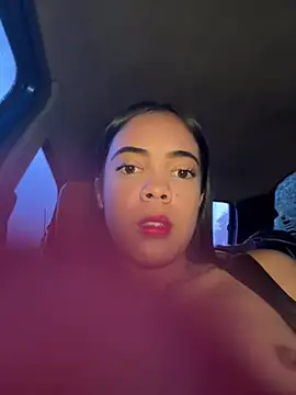 Snapshot of NAUGHTY_LITTLE_18 chatting on July 23, 10:17 pm NAUGHTY LITTLE 18 online show from July 23, 10:17 pm