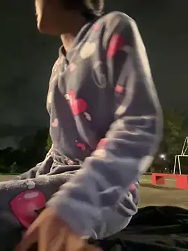 Snapshot of NAUGHTY_LITTLE_18 chatting on March 6, 3:13 am NAUGHTY LITTLE 18 online show from March 6, 3:13 am