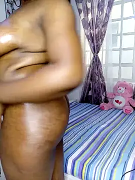 Snapshot of Cherriikenzie chatting on March 3, 6:31 am Cherriikenzie online show from March 3, 6:31 am