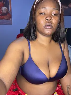 Snapshot of Cherriikenzie chatting on June 20, 11:15 am Cherriikenzie online show from June 20, 11:15 am