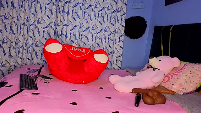 Cherriikenzie online show from June 5, 7:03 am