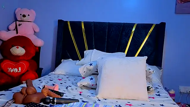 Cherriikenzie online show from April 8, 3:30 am