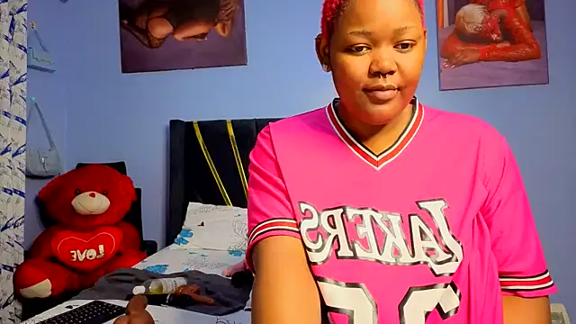 Cherriikenzie online show from March 25, 5:45 pm