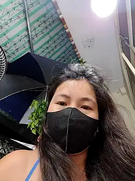 Snapshot of lyna_bl chatting on September 14, 2:28 pm lyna bl online show from September 14, 2:28 pm