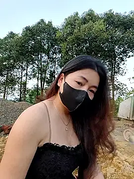 lyna bl online show from March 31, 10:56 pm