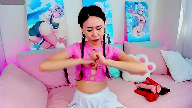Nao  Chan  online show from June 17, 1:27 am