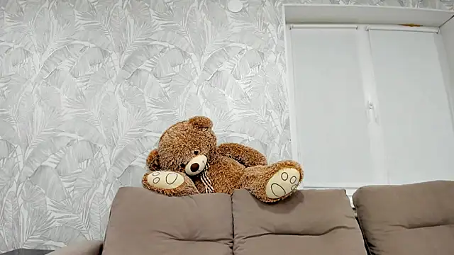 Snapshot of Karina_sunny chatting on March 17, 6:00 pm Karina sunny online show from March 17, 6:00 pm