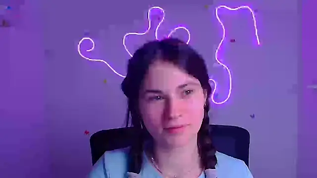 Loon Amore online show from March 4, 8:27 pm