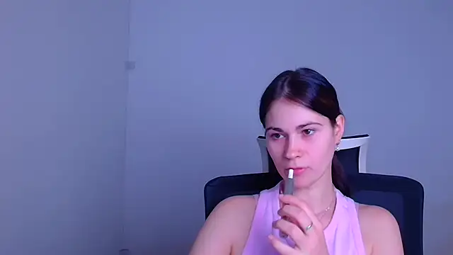 Loon Amore online show from January 23, 7:18 pm