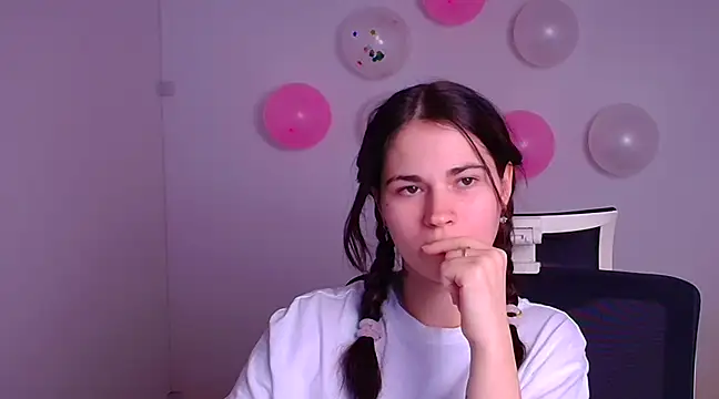 Loon Amore online show from February 16, 11:17 pm