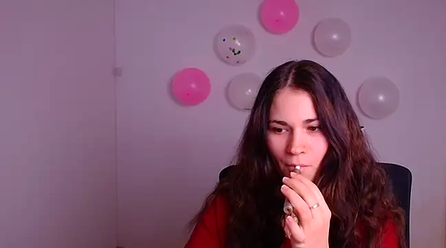 Loon Amore online show from February 17, 7:55 pm