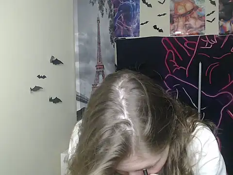 StrangerGi online show from November 22, 6:56 am