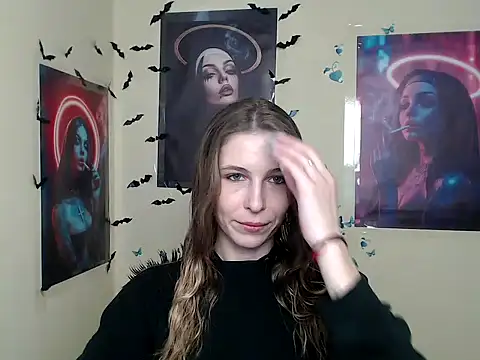 Snapshot of StrangerGi chatting on March 12, 1:08 pm StrangerGi online show from March 12, 1:08 pm