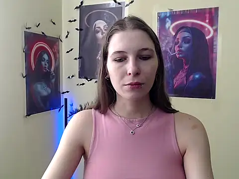 StrangerGi online show from March 8, 6:49 am