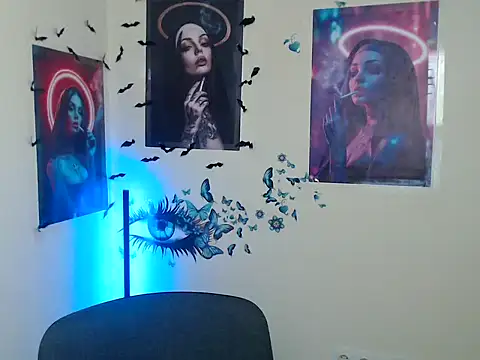 StrangerGi online show from November 27, 6:36 am