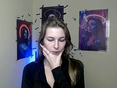 StrangerGi online show from December 4, 6:56 am