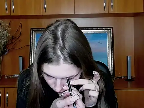 StrangerGi online show from November 29, 7:19 am