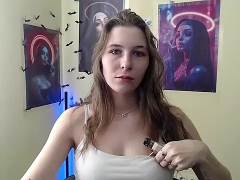 StrangerGi online show from March 7, 7:04 am