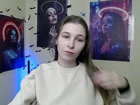 StrangerGi online show from January 12, 7:15 am