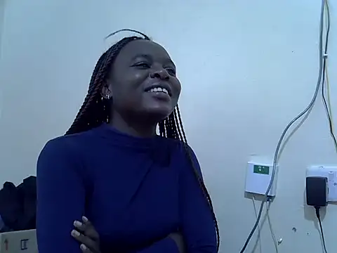 Snapshot of dirtyshowgirl chatting on January 13, 8:40 am dirtyshowgirl online show from January 13, 8:40 am