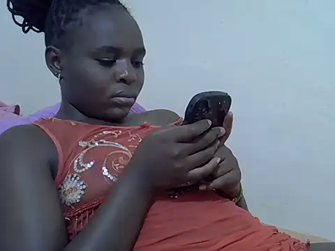 Snapshot of dirtyshowgirl chatting on February 23, 7:47 pm dirtyshowgirl online show from February 23, 7:47 pm