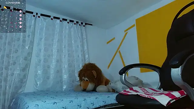 Matthew Boy  online show from February 13, 11:17 am