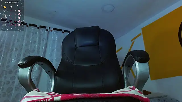 Matthew Boy  online show from February 14, 12:14 pm